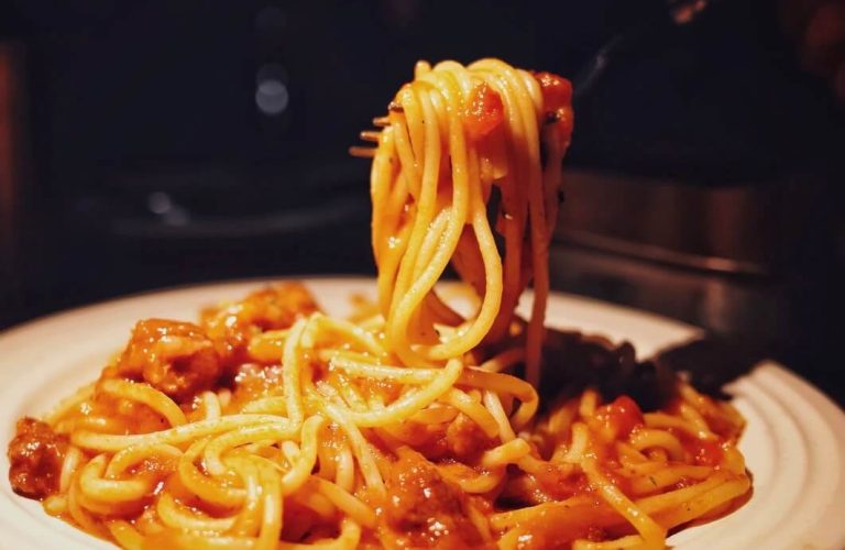 カシューナッツトマトクリームパスタ